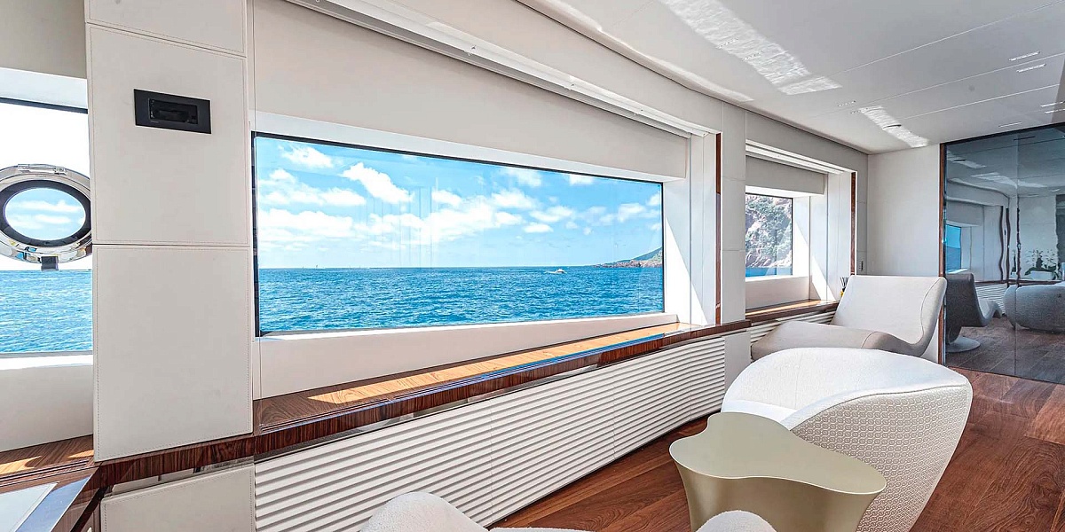 Аренда моторной мега яхты Amer 120 LAFAYETTE во Франции